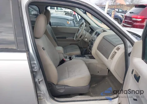 2012 Ford Escape Xlt z USA, uszkodzony, nr VIN 1FMCU0D74CKB62467